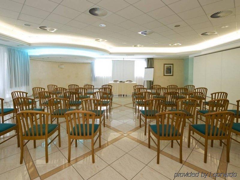 Hotel Miramare Пескара Екстер'єр фото